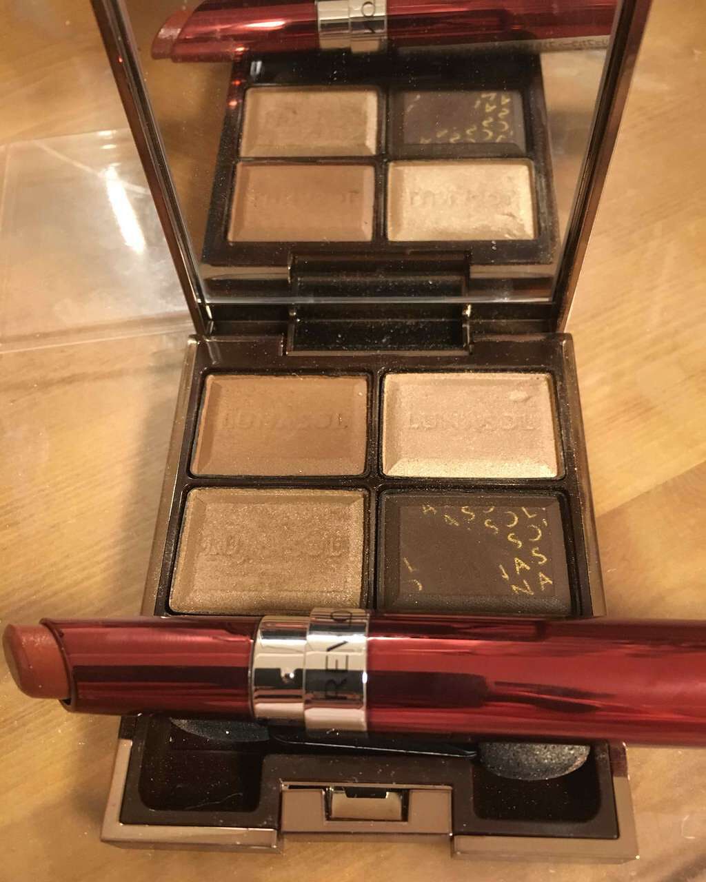 ウルトラ HD ジェル リップカラー/REVLON/口紅を使ったクチコミ(3枚目)