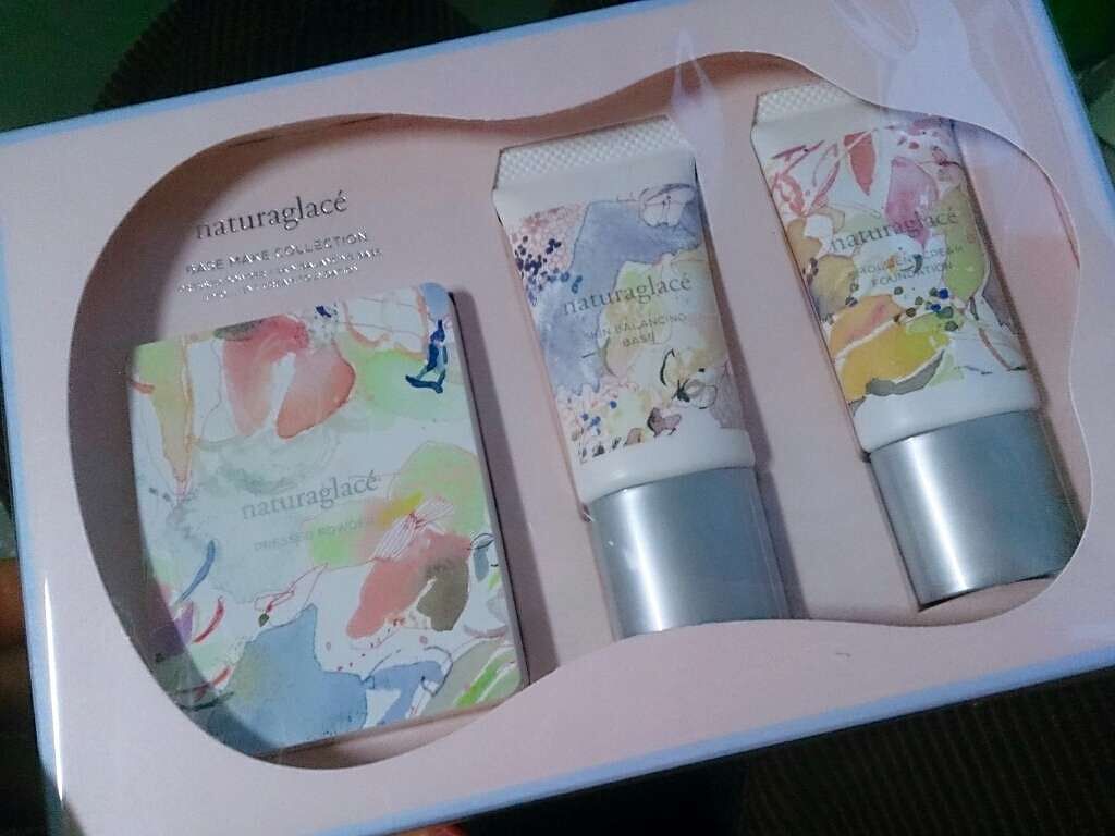 エモリエント クリームファンデーション/ナチュラグラッセ/クリーム・エマルジョンファンデーションを使ったクチコミ（1枚目）