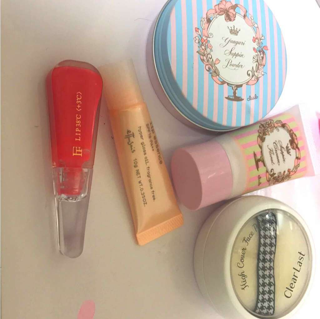 すっぴんパウダー/クラブ/プレストパウダーを使ったクチコミ(1枚目)