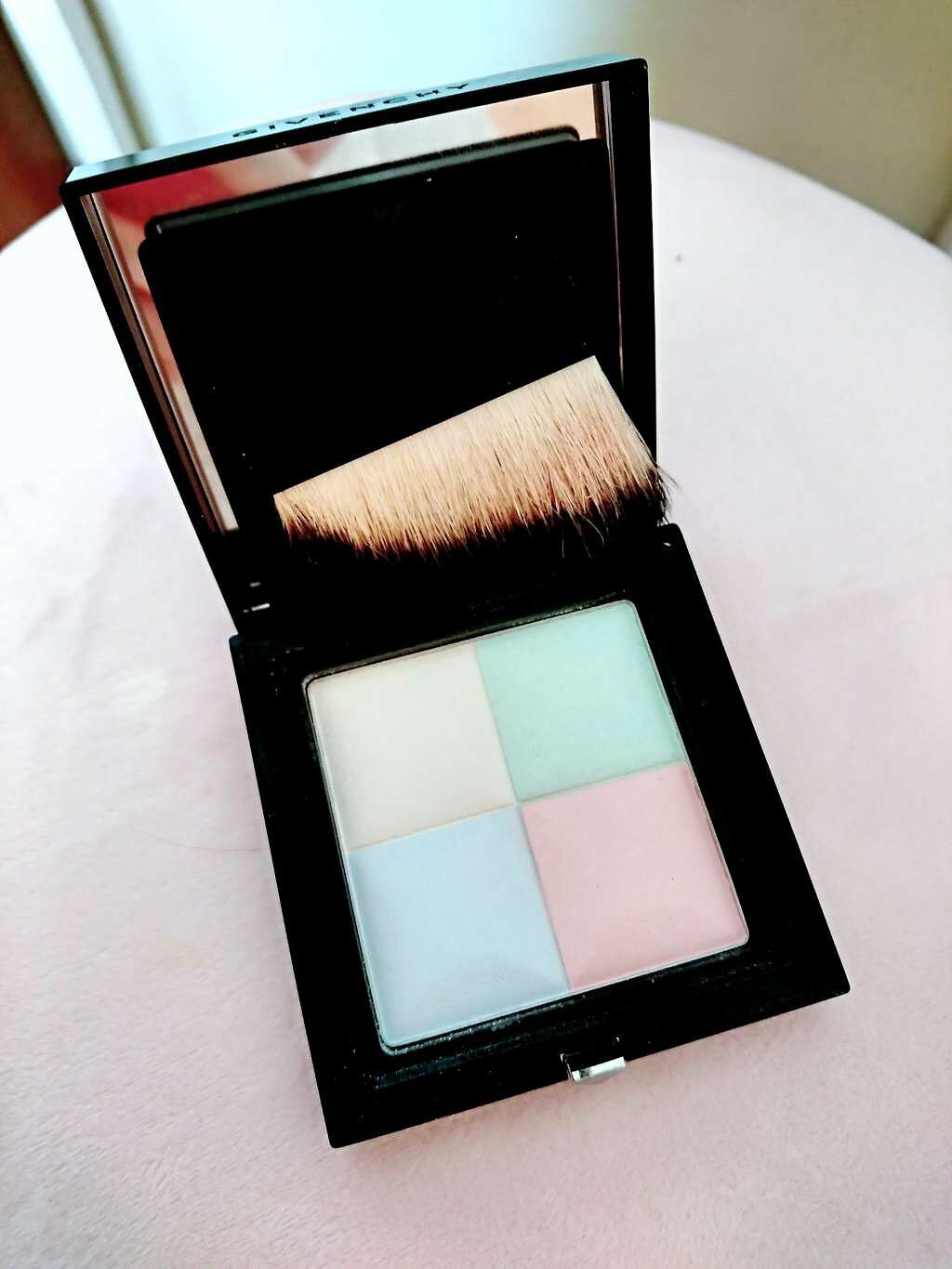 プリズム・ヴィザージュ/GIVENCHY/プレストパウダーを使ったクチコミ(2枚目)