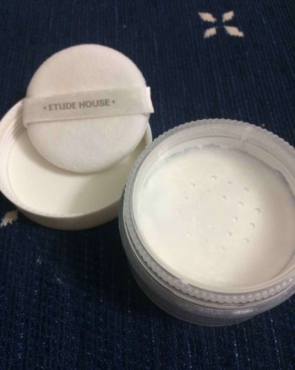 フィックス&フィックス パウダーフィクサー/ETUDE/ルースパウダーを使ったクチコミ(2枚目)