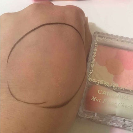 マットフルールチークス/キャンメイク/パウダーチークを使ったクチコミ(1枚目)
