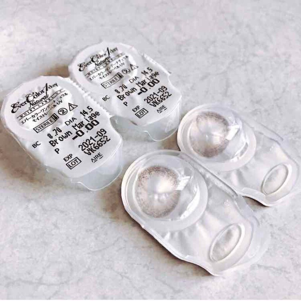 エバーカラーワンデーナチュラル モイストレーベルUV/エバーカラー/ワンデー(1DAY)カラコンを使ったクチコミ(2枚目)