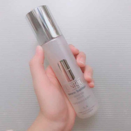 CLINIQUE イーブン ベター エッセンス ローション VD/DCのクチコミ「イプサの化粧水からチェンジ
比べるとこっちの方が少しベタつきはあるけど、肌にちゃんと水分入って.....」(1枚目)