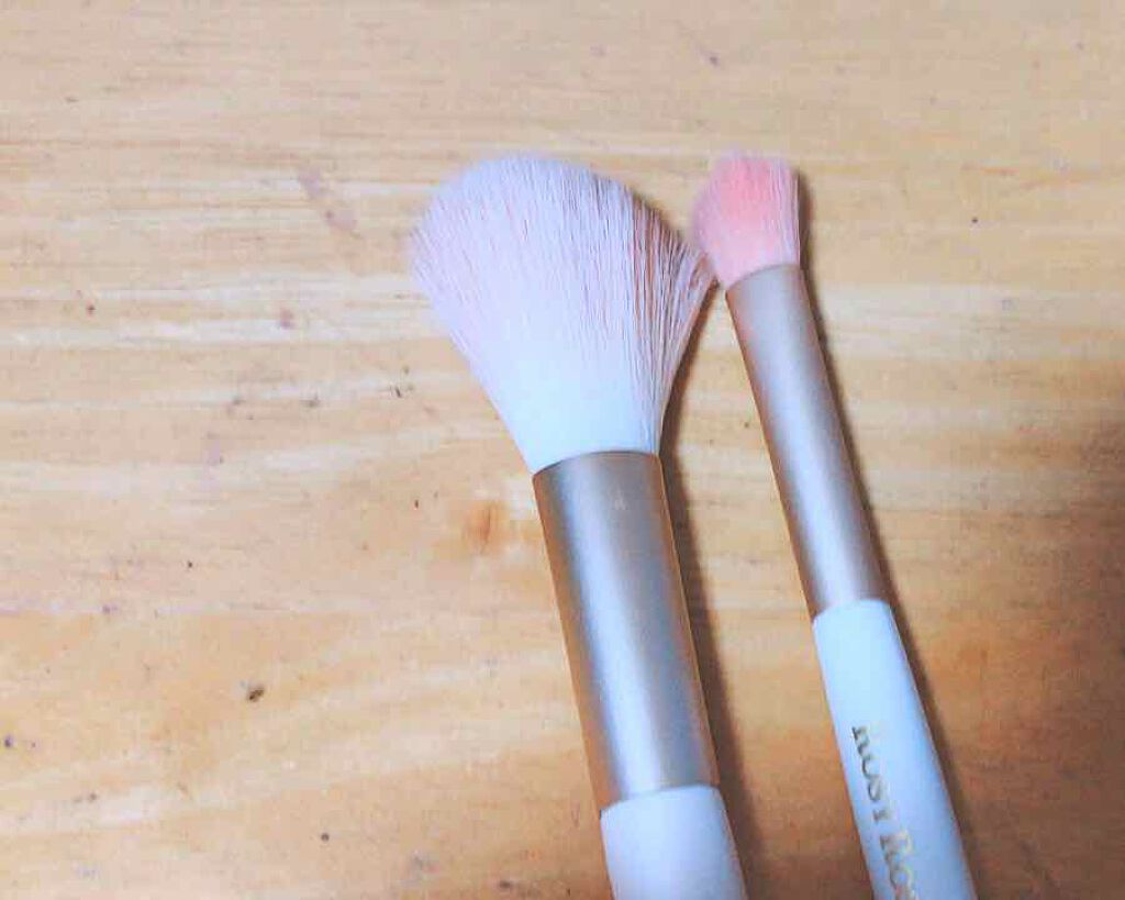 エンジェリッチブラシ マルチタイプ/ロージーローザ/メイクブラシを使ったクチコミ（2枚目）