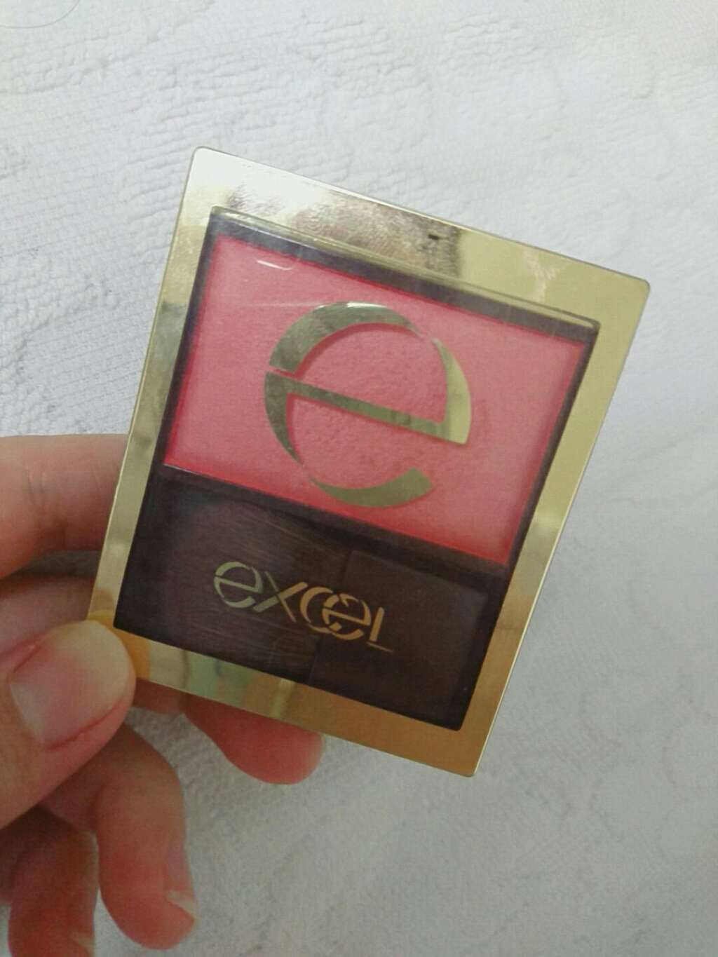 スキニーリッチチーク/excel/パウダーチークを使ったクチコミ（1枚目）