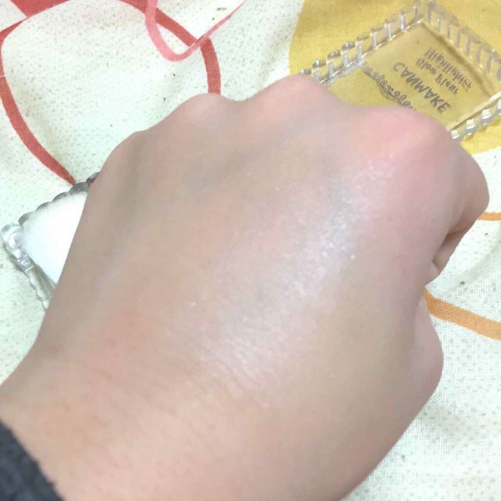 グロウフルールハイライター/キャンメイク/パウダーハイライトを使ったクチコミ（3枚目）