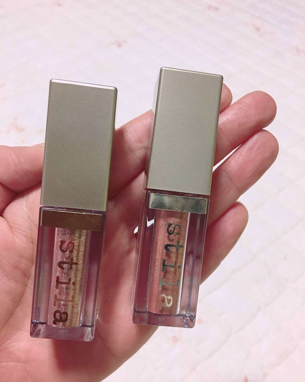 グリッター&グロウ リキッドアイシャドウ/stila/グリッターを使ったクチコミ(1枚目)