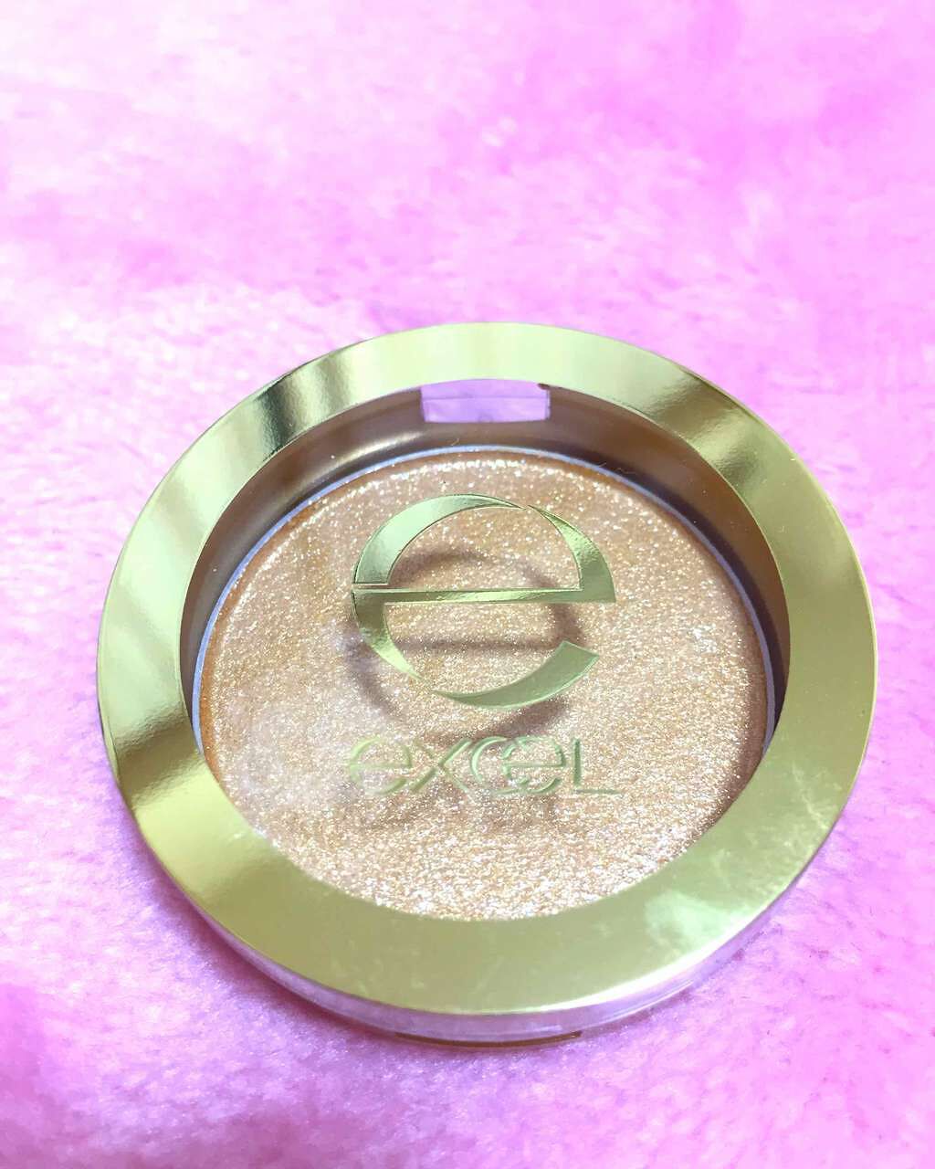 シャイニーシャドウ N/excel/単色アイシャドウを使ったクチコミ（1枚目）