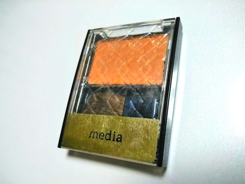 media ブライトアップチークのクチコミ「Kanebo
メディア　ブライトアップチーク
オレンジ系〈ほほ紅〉3.0g

私が持っているの.....」（1枚目）