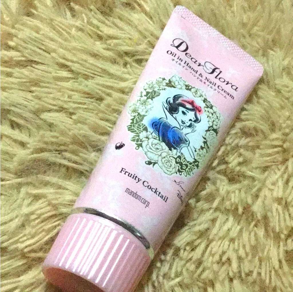 ディアフローラ オイルイン ハンド&ネイルクリーム フローラルブーケ/マンダム/ハンドクリームを使ったクチコミ(1枚目)