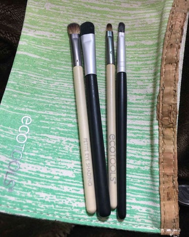 BAMBOO 6 Piece Eye Brush Set/EcoTools/メイクブラシを使ったクチコミ（2枚目）