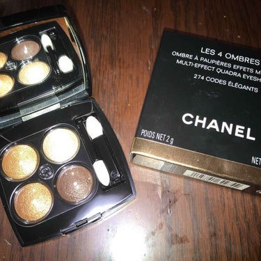 🌟海外アイシャドウ🌟

ブランド名:CHANEL
カラー:274 CODES ELEGANTS

CHANELのアイシャドウなので、日本でもデパートなどで手に入りやすいと思います🏬キラキラした綺麗なアイ