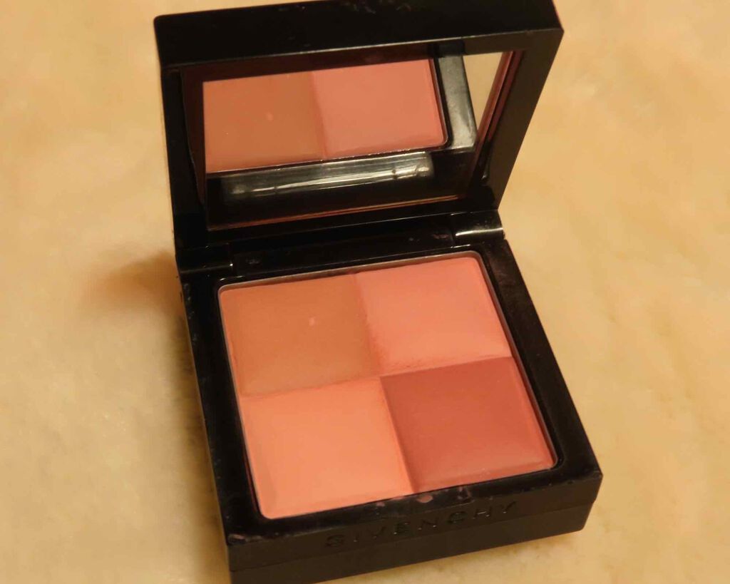 ル・プリズム・ブラッシュ/GIVENCHY/パウダーチークを使ったクチコミ（2枚目）