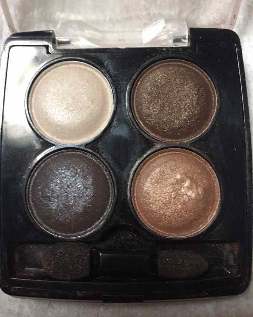 エルファー パールインアイシャドウ/DAISO/アイシャドウパレットを使ったクチコミ(2枚目)