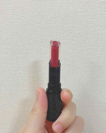 は〜これもどこも品切れだった
RD 462番〜💖💄
見つけた瞬間即購入しましたよ。

さっき投稿したスパークリングニュアンサーと共にね😚

やっぱり人気なだけある！
good pointは
深みのある赤