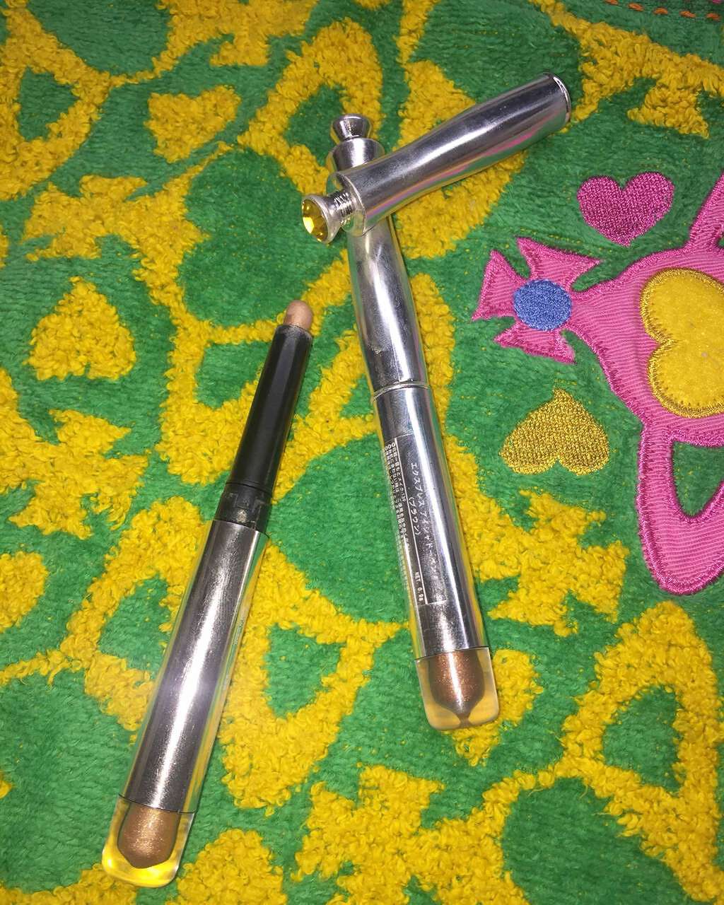 エクスプレスアイシャドーペン/DAISO/スティックアイシャドウを使ったクチコミ（1枚目）