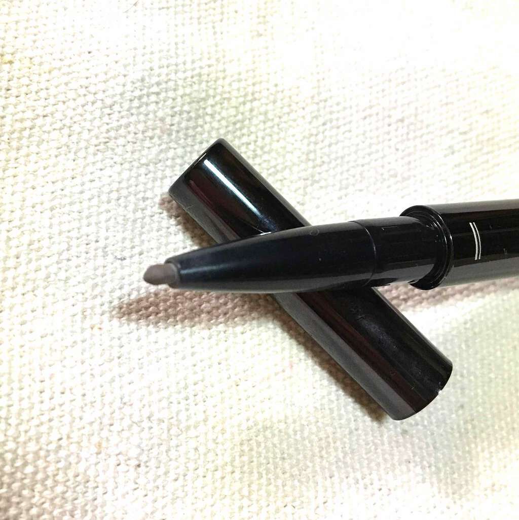 ミネラルペンシルアイブロウ/エトヴォス/アイブロウペンシルを使ったクチコミ（2枚目）