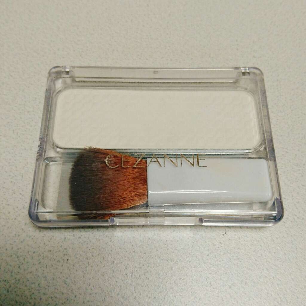 フェース コントロール カラー 1 ホワイト（マット）/CEZANNE/プレストパウダーを使ったクチコミ（1枚目）