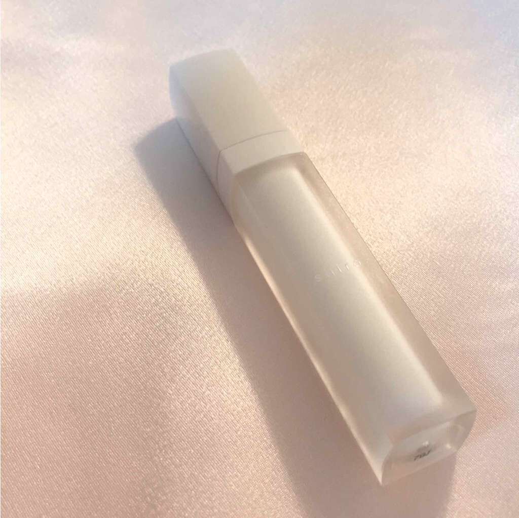 shiroのアイシャドウプライマー(*ˊᵕˋ*)⑅⃝♡*
アイシャドウが落ちやすい方に
ほんとにおすすめしたい
アイシャドウベースです！❥❥❥


『shiro シア アイシャドウプライマー(メイクアップベース)』
＊3200円(税抜)

