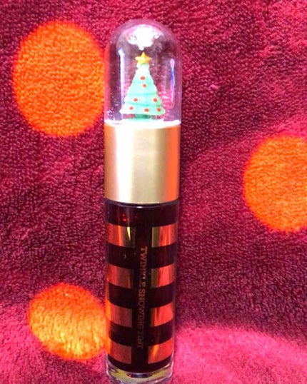 THE FACE SHOP ホリデーエディション トゥインクルスノーティントのクチコミ「thefaceshopのリップティントクリスマスエディションです❤
※テレビの音がうるさいで.....」(2枚目)