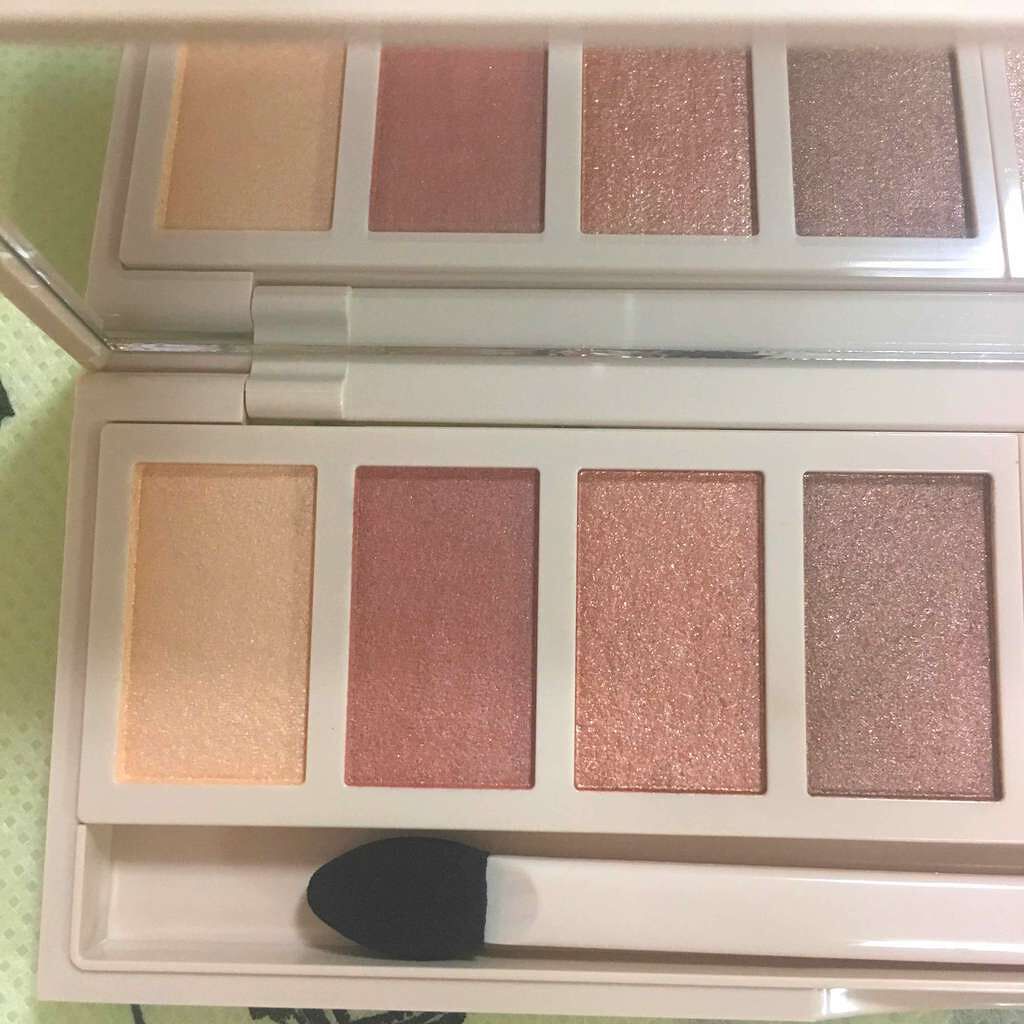 グラマラスヌード アイパレット (クリスマスコフレ 2017)/Visée/メイクアップキットを使ったクチコミ(2枚目)