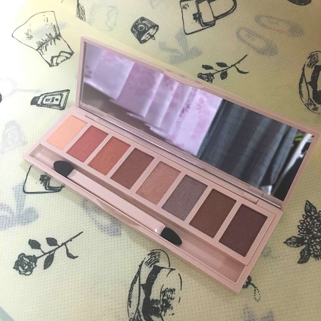 グラマラスヌード アイパレット (クリスマスコフレ 2017)/Visée/メイクアップキットを使ったクチコミ(1枚目)