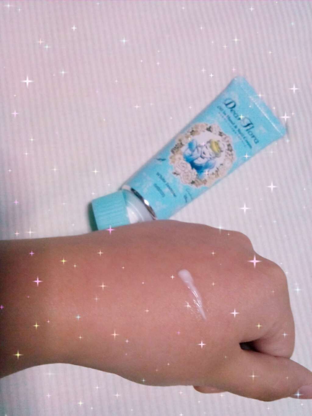 ディアフローラ オイルイン ハンド&ネイルクリーム フローラルブーケ/マンダム/ハンドクリームを使ったクチコミ(3枚目)