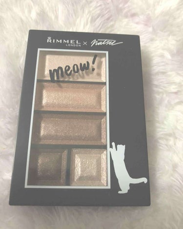 RIMMEL
ショコラスイートアイズ NT013

肌に溶け込むショコラカラーで深みのある甘い目元にしてくれます！

全色良くて捨て色なくとても使いやすいです！！
このRIMMELのショコラスイートアイ