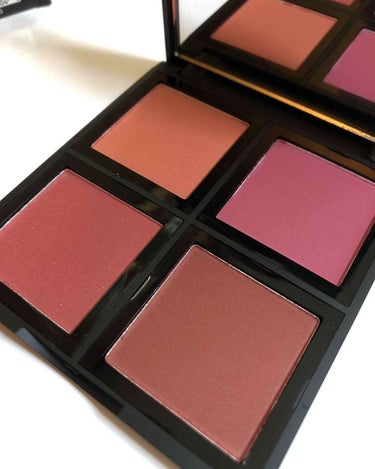 e.l.f. Cosmetics ブラッシュパレットライトパウダーのクチコミ「:elf cosmetics Blush Palette Dark

秋冬にマッチしたDark.....」（1枚目）