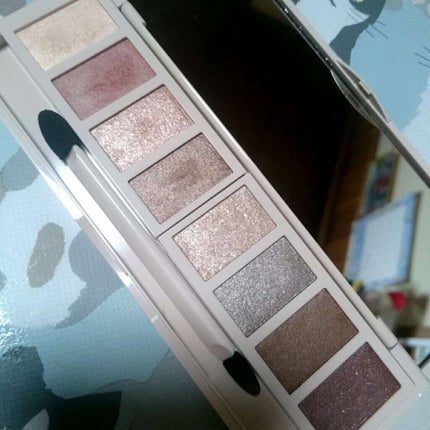 グラマラスヌード アイパレット (クリスマスコフレ 2017)/Visée/メイクアップキットを使ったクチコミ(2枚目)