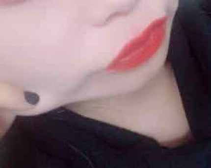 スーパー ラストラス リップスティック/REVLON/口紅を使ったクチコミ(2枚目)