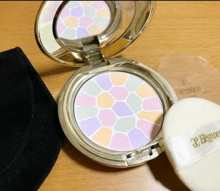 ラ プードル オートニュアンス/Elégance/プレストパウダーを使ったクチコミ(1枚目)