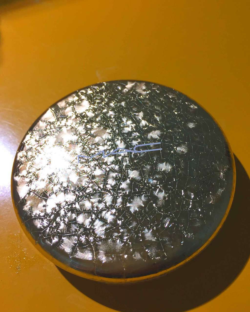 オパールセントフェイス パウダー 【ホリデーコレクション 2017】/M・A・C/プレストパウダーを使ったクチコミ(2枚目)