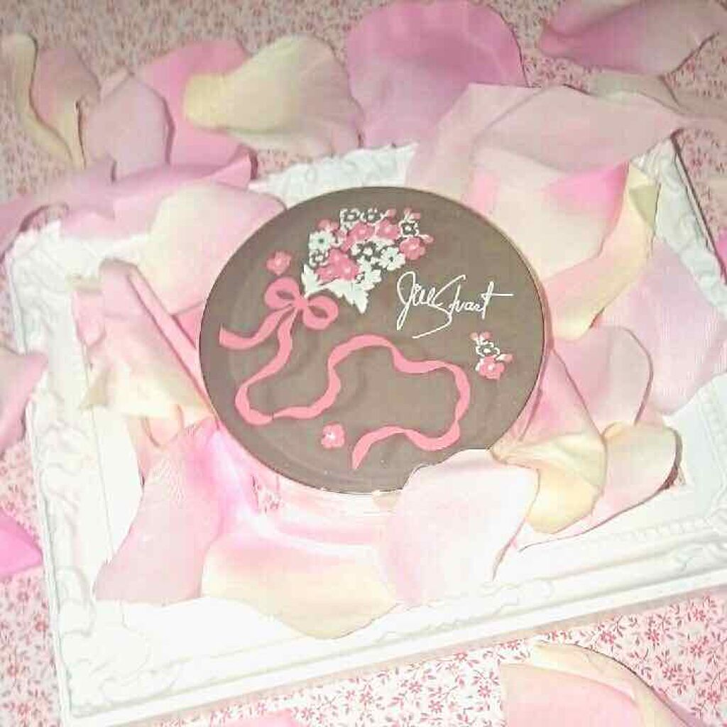 ピュアエッセンス クッションコンパクト/JILL STUART/クッションファンデーションを使ったクチコミ(1枚目)