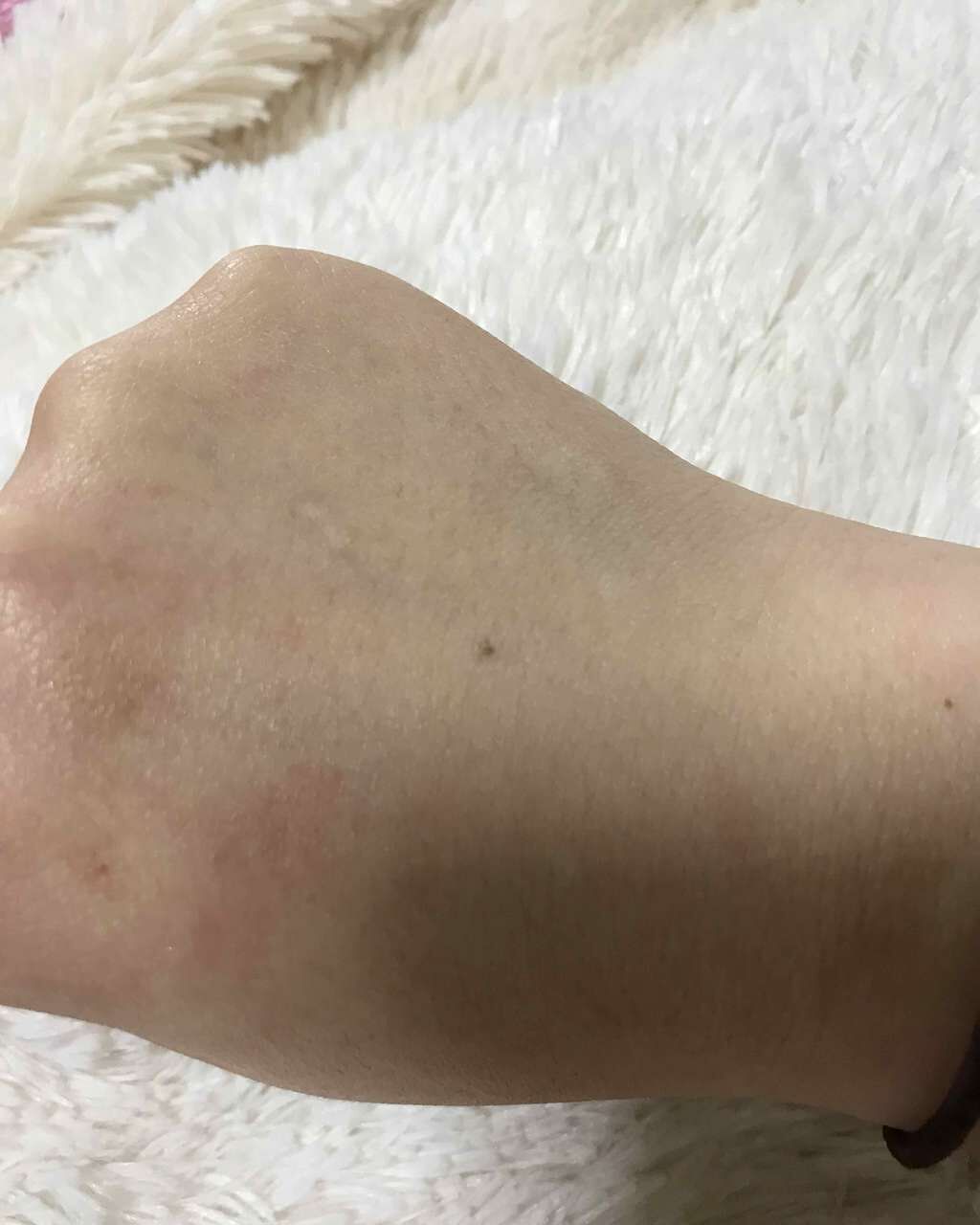 みはる☆ on LIPS 「elfのBBクリーム?下地?みたいなものです!LIPS内でも、..」(4枚目)