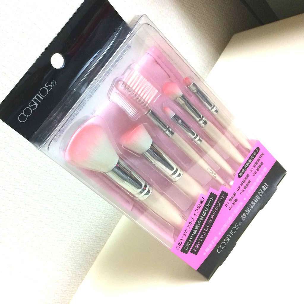 ぽんぬ@ブルベ冬 on LIPS 「台湾旅行記✈️vol.2COSMOSメイクブラシ6本セットこれ..」(1枚目)