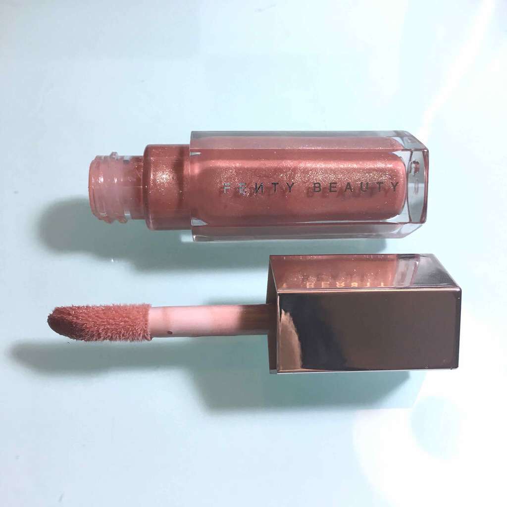 GLOSS BOMB Universal Lip Luminizer/FENTY BEAUTY BY RIHANNA/リップグロスを使ったクチコミ(2枚目)