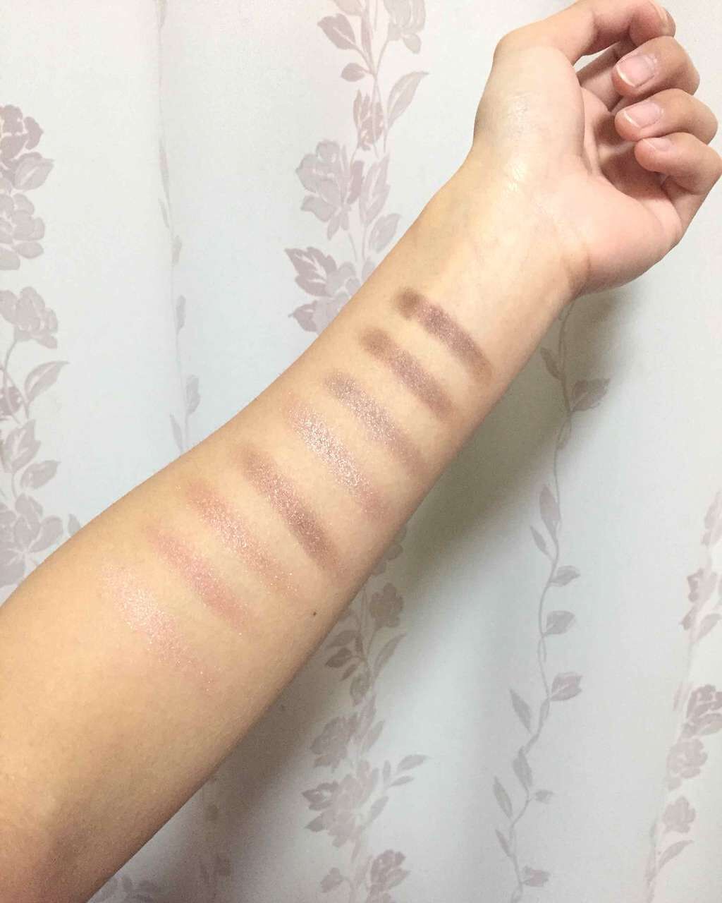 グラマラスヌード アイパレット (クリスマスコフレ 2017)/Visée/メイクアップキットを使ったクチコミ（3枚目）