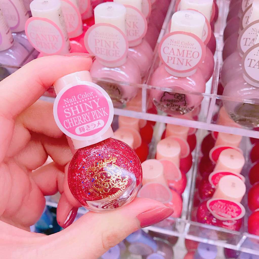 サンリオネイル/DAISO/マニキュアを使ったクチコミ(2枚目)