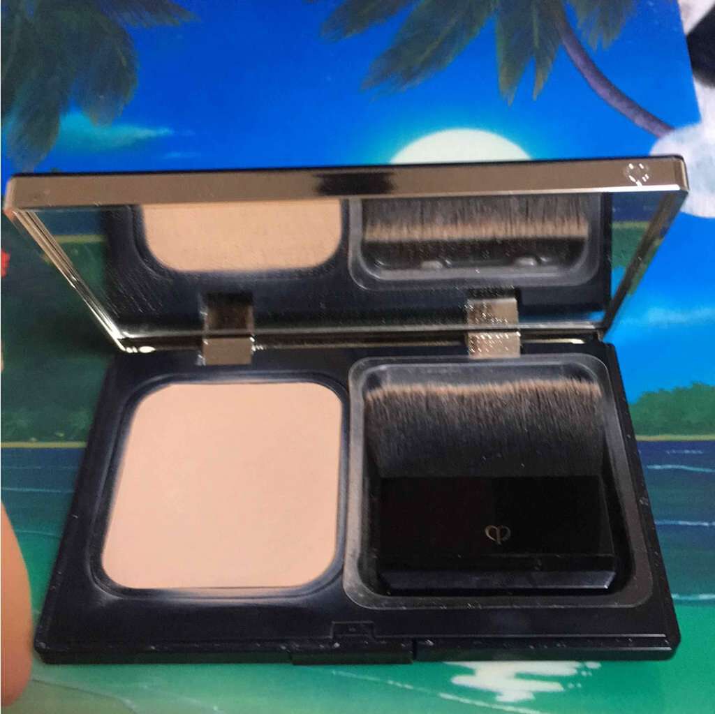 タンプードルエクラ/クレ・ド・ポー ボーテ/パウダーファンデーションを使ったクチコミ(2枚目)