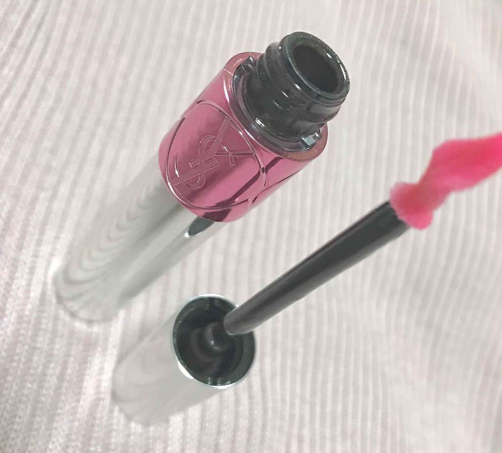 ヴォリュプテ ティントインオイル/YVES SAINT LAURENT BEAUTE/リップグロスを使ったクチコミ(1枚目)