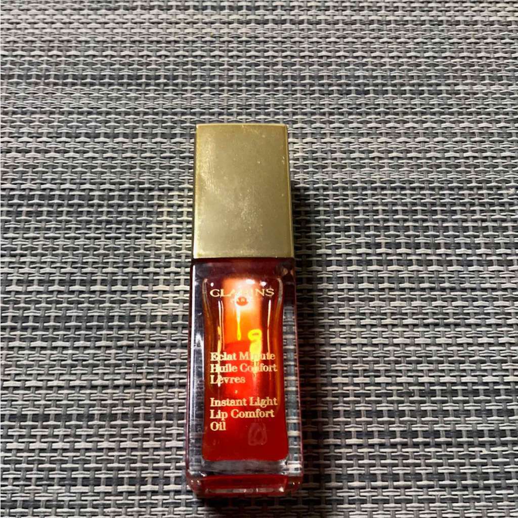 コンフォート リップオイル /CLARINS/リップグロスを使ったクチコミ(2枚目)