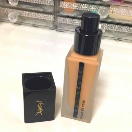 アンクル ド ポー オール アワーズ ファンデーション/YVES SAINT LAURENT BEAUTE/リキッドファンデーションを使ったクチコミ(2枚目)