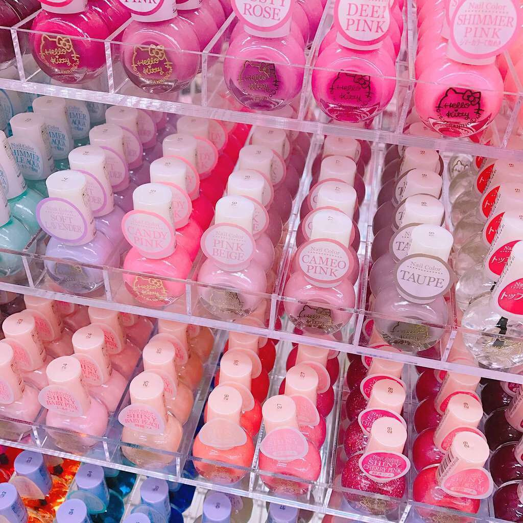 サンリオネイル/DAISO/マニキュアを使ったクチコミ(1枚目)