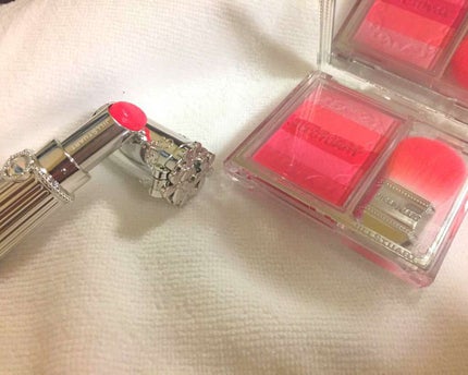 ブルーミングデュー オイルインブラッシュ/JILL STUART/パウダーチークを使ったクチコミ(1枚目)