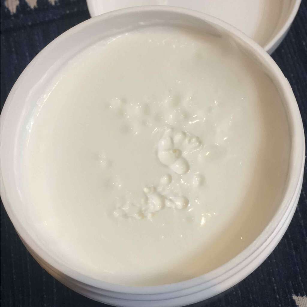 ディープモイスチャー アドバンスドリペア ボディクリーム/ヴァセリン/ボディクリームを使ったクチコミ（3枚目）