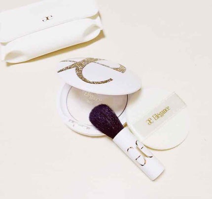 ラ プードル オートニュアンス/Elégance/プレストパウダーを使ったクチコミ(1枚目)