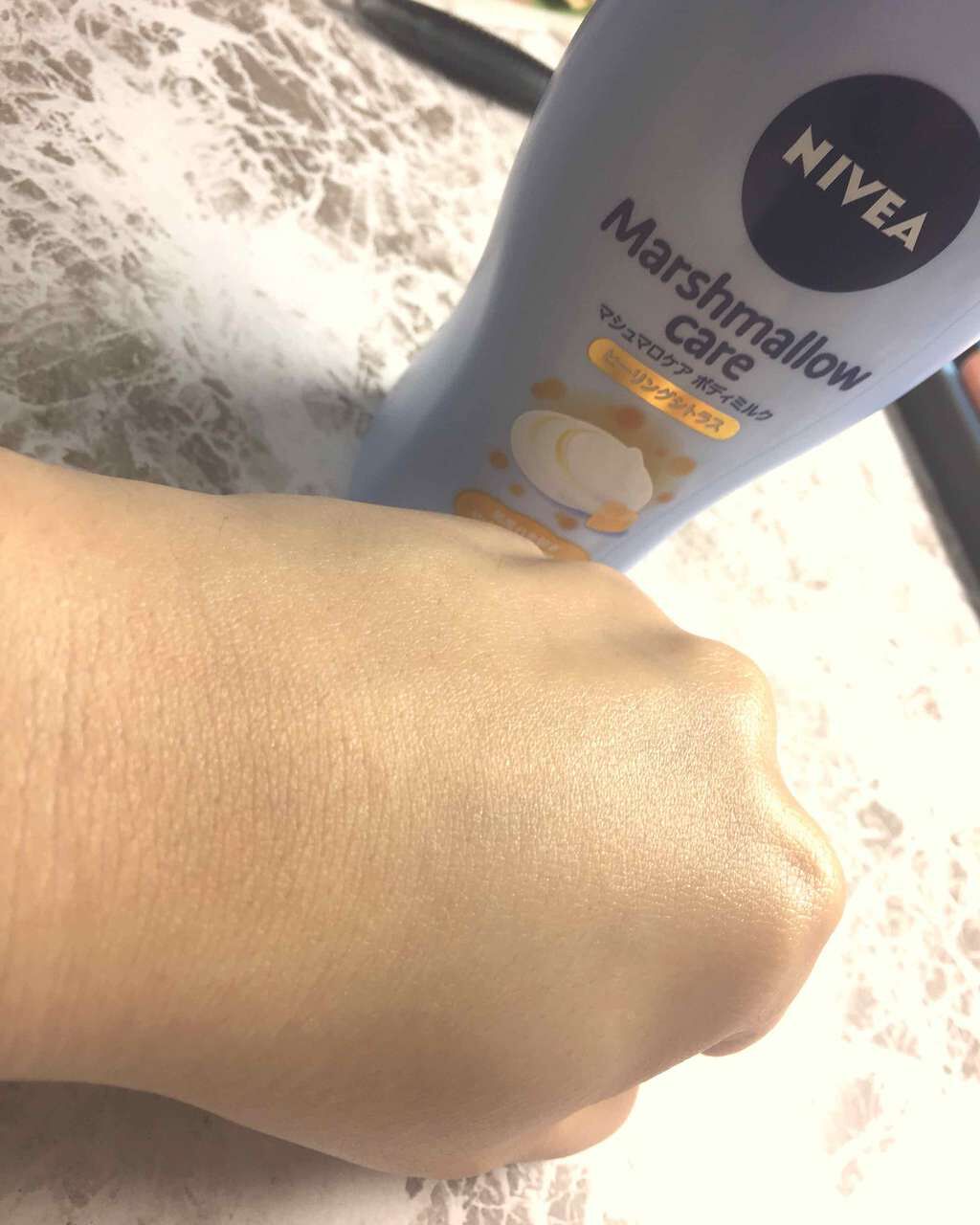 マシュマロケアボディミルク ヒーリングシトラスの香り/ニベア/ボディミルクを使ったクチコミ（3枚目）