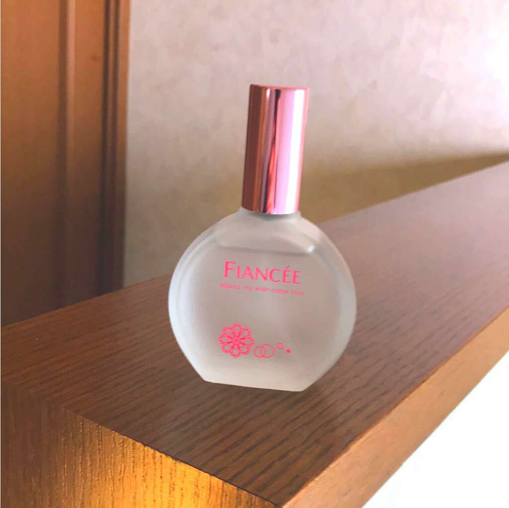 パルファンドトワレ ピュアシャンプーの香り/フィアンセ/香水(レディース)を使ったクチコミ（1枚目）